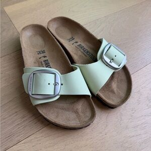 NWOT! Birkenstock Madrid Big Buckle Slide Sandals
